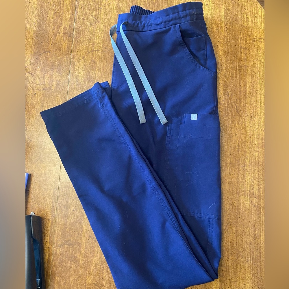 FIGS Yola Skinny Scrub Pants